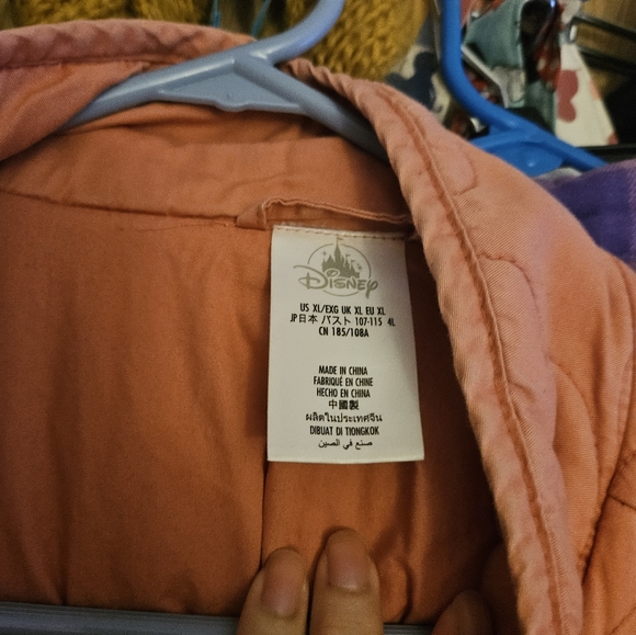 Disney quilted Minnie Mouse, lightweight, pink, zip-up jacket, Side Pockets - Picture 5 of 5